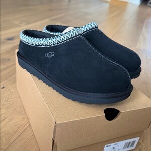 UGG Tasman II Slip-On Shoes In Black